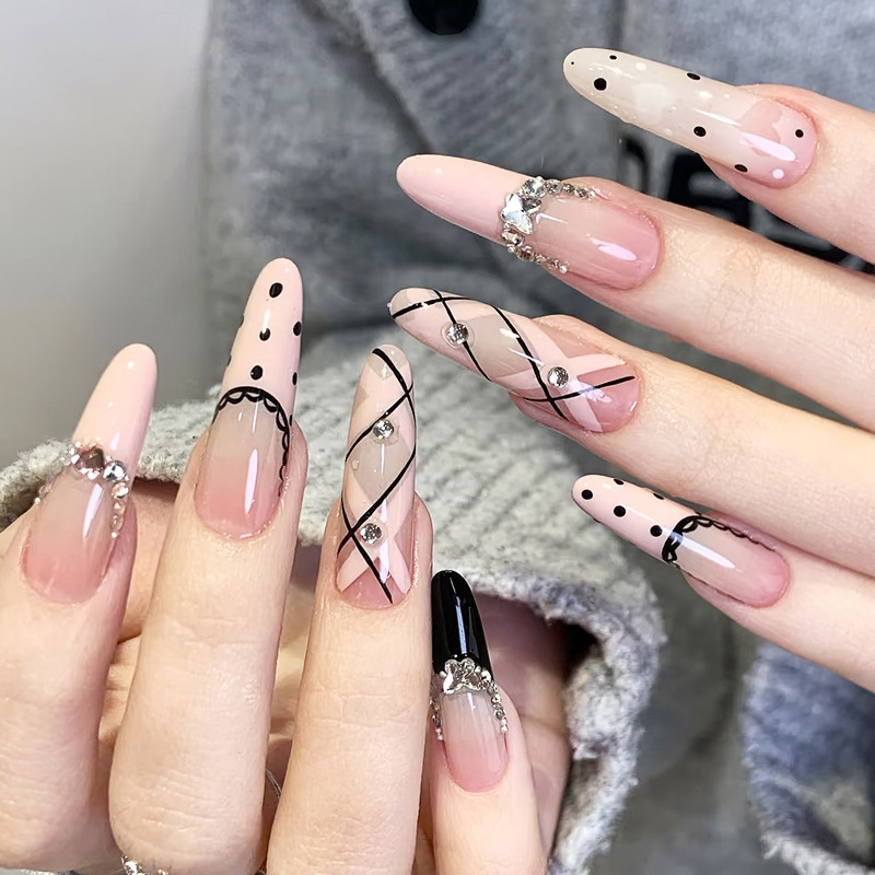 Nail Extension Tips - 24 قطعة من أظافر الستيليتو الطويلة